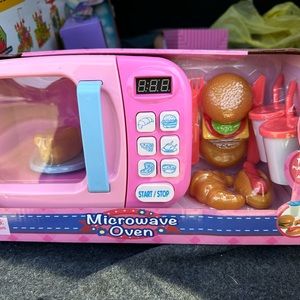 Kids microwave oven toy and set